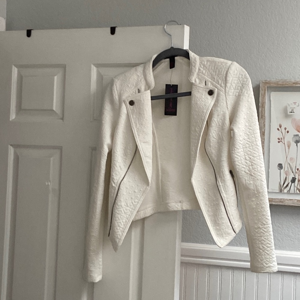 NWT Cute White Jacket XS